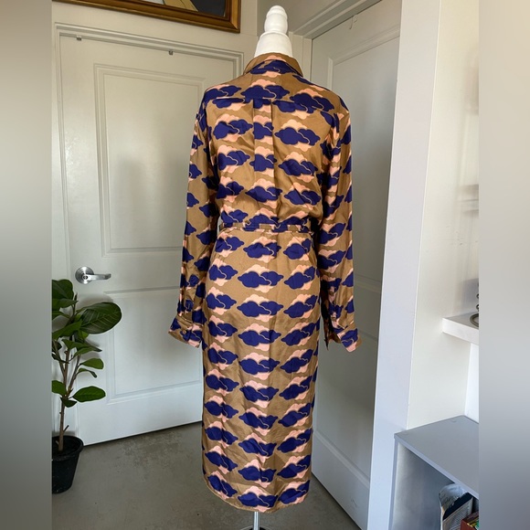 ACNE Studios Alloy Cloud Print silk dress button down with pockets! Size M - Picture 9 of 16